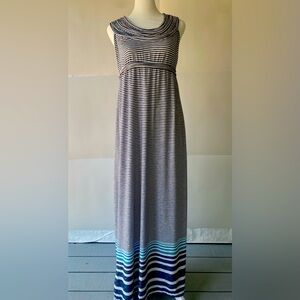 Max Studio White and Blue Striped Sleeveless Scoop Neck Maxi Dress Large